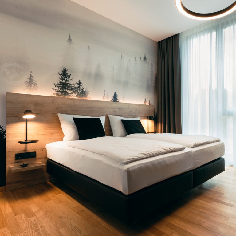 target-world-lodge-zimmer-bett